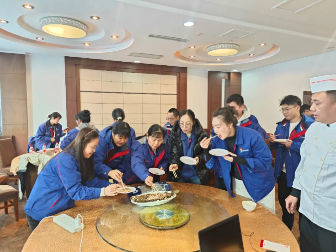 ���ϵľ�����8814(�ɷ�)���޹�˾����