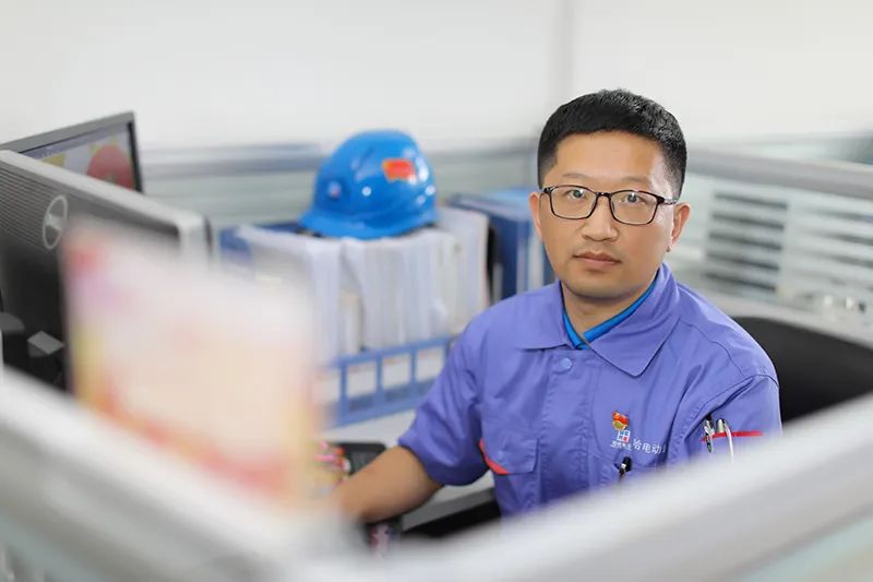 ���ϵľ�����8814(�ɷ�)���޹�˾����