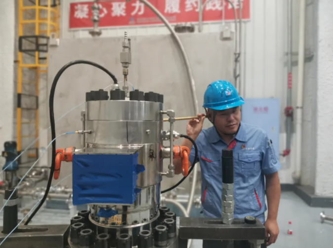 ���ϵľ�����8814(�ɷ�)���޹�˾����