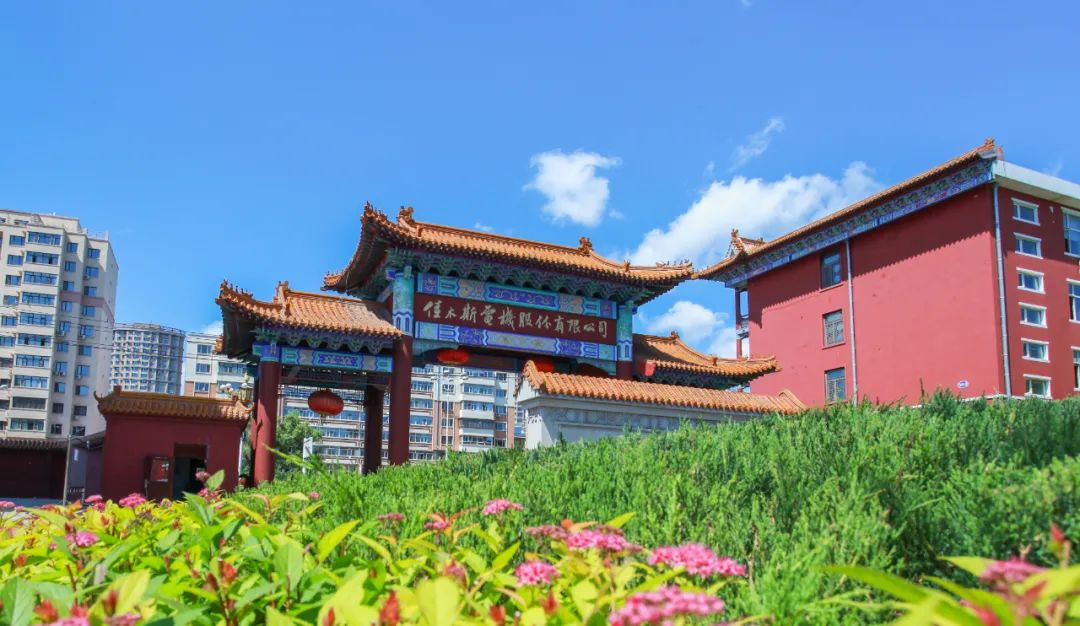 ���ϵľ�����8814(�ɷ�)���޹�˾����