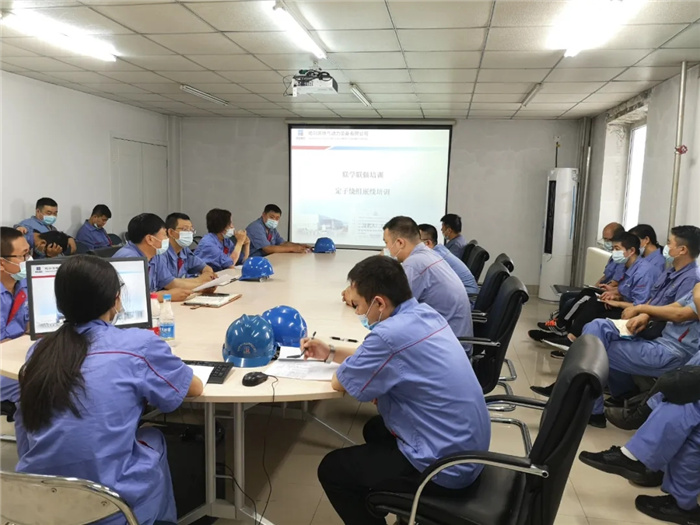 ���ϵľ�����8814(�ɷ�)���޹�˾����