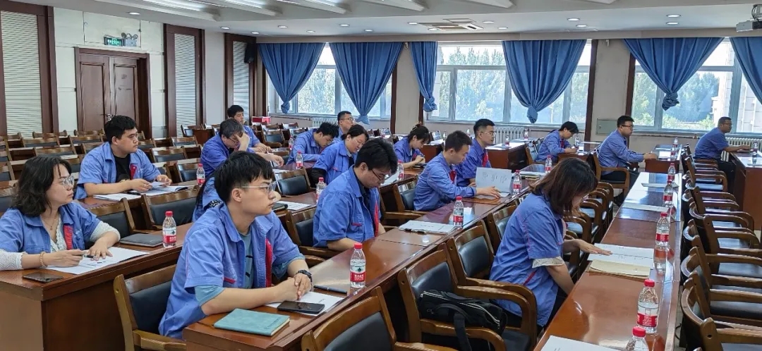 ���ϵľ�����8814(�ɷ�)���޹�˾����