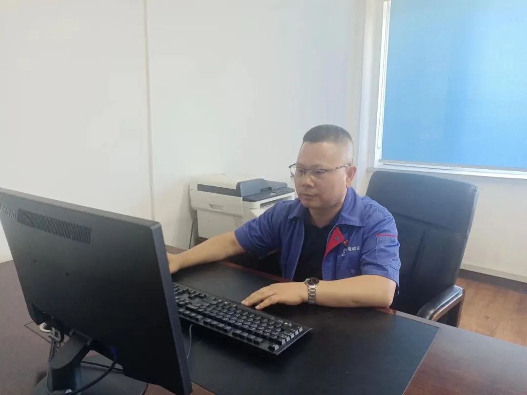 ���ϵľ�����8814(�ɷ�)���޹�˾����