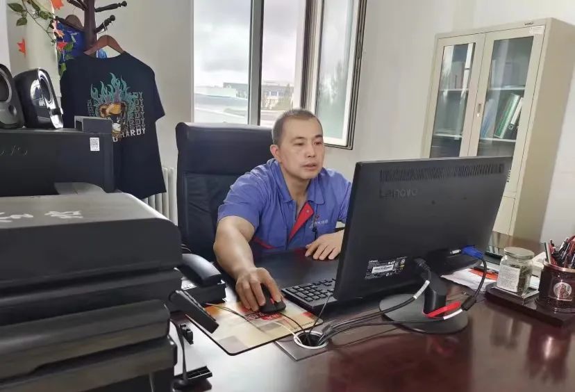 ���ϵľ�����8814(�ɷ�)���޹�˾����