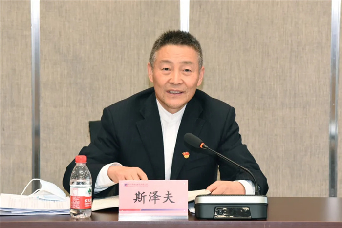 ���ϵľ�����8814(�ɷ�)���޹�˾����