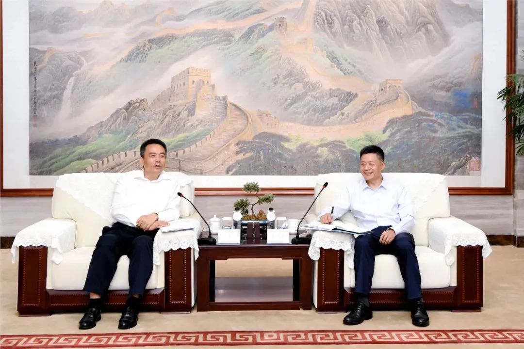 ���ϵľ�����8814(�ɷ�)���޹�˾����