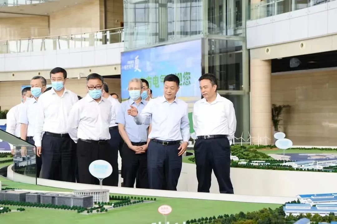 ���ϵľ�����8814(�ɷ�)���޹�˾����