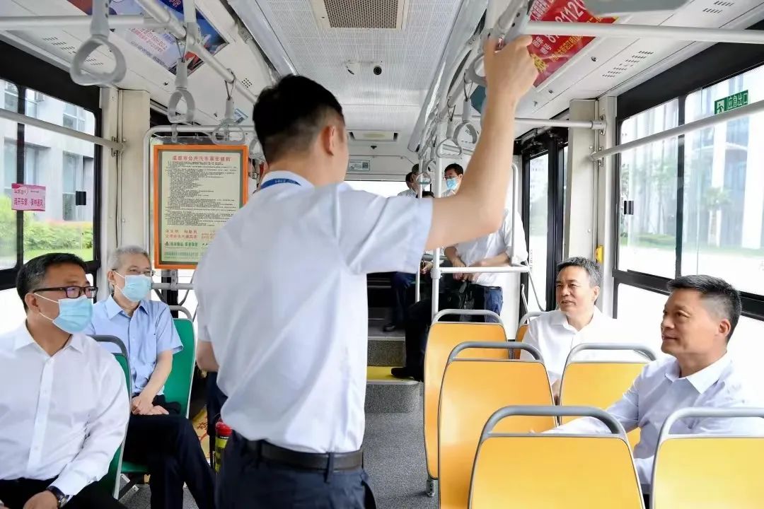 ���ϵľ�����8814(�ɷ�)���޹�˾����