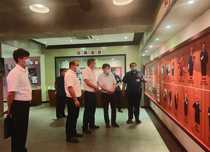 ���ϵľ�����8814(�ɷ�)���޹�˾����