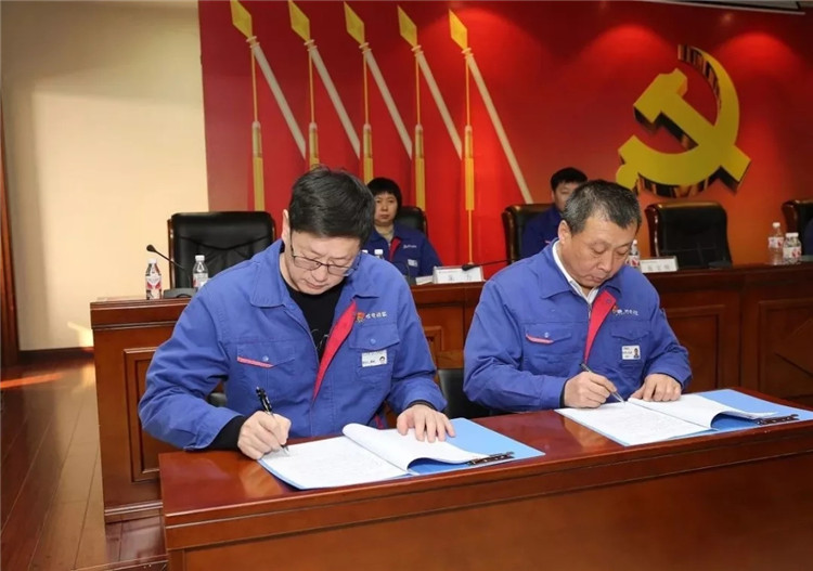 ���ϵľ�����8814(�ɷ�)���޹�˾����