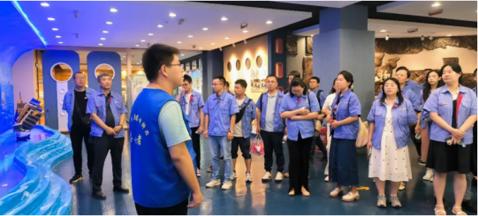 ���ϵľ�����8814(�ɷ�)���޹�˾����