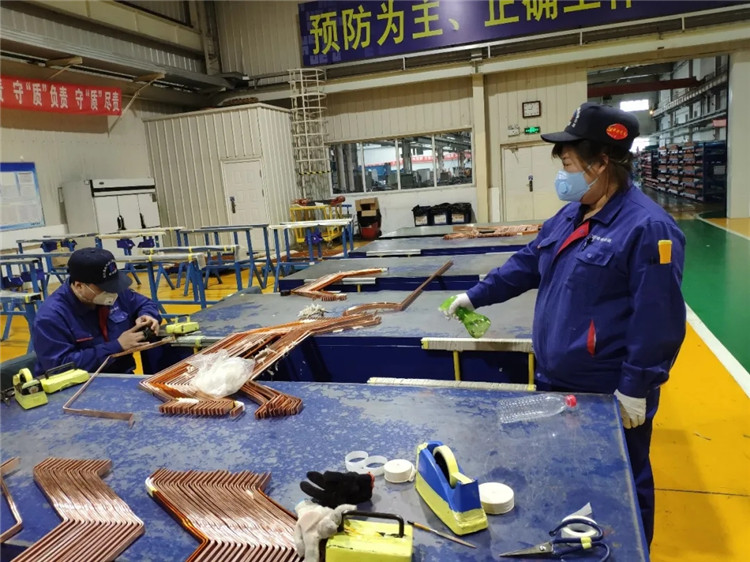 ���ϵľ�����8814(�ɷ�)���޹�˾����